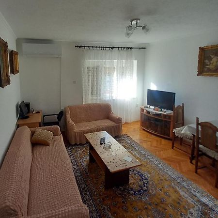 Stan Uljarevic Apartment Bileca Bagian luar foto